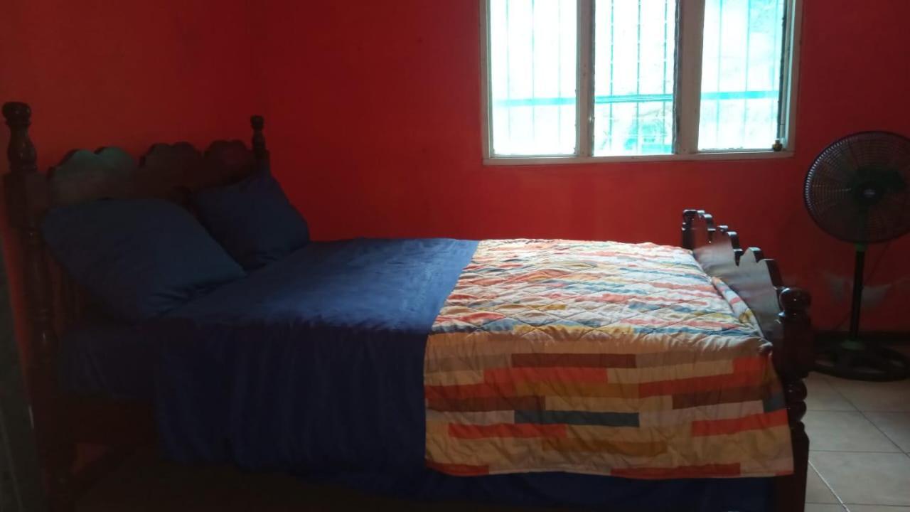 Balbos Hostel Liberia Buitenkant foto